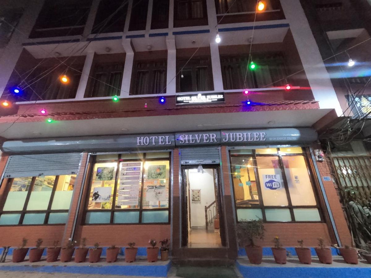 Hotel Silver Jubilee กาฐมาณฑุ ภายนอก รูปภาพ